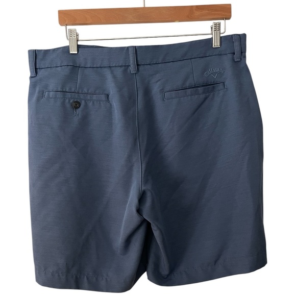 Callaway men’s blue golf shorts - size 36 - Picture 2 of 5